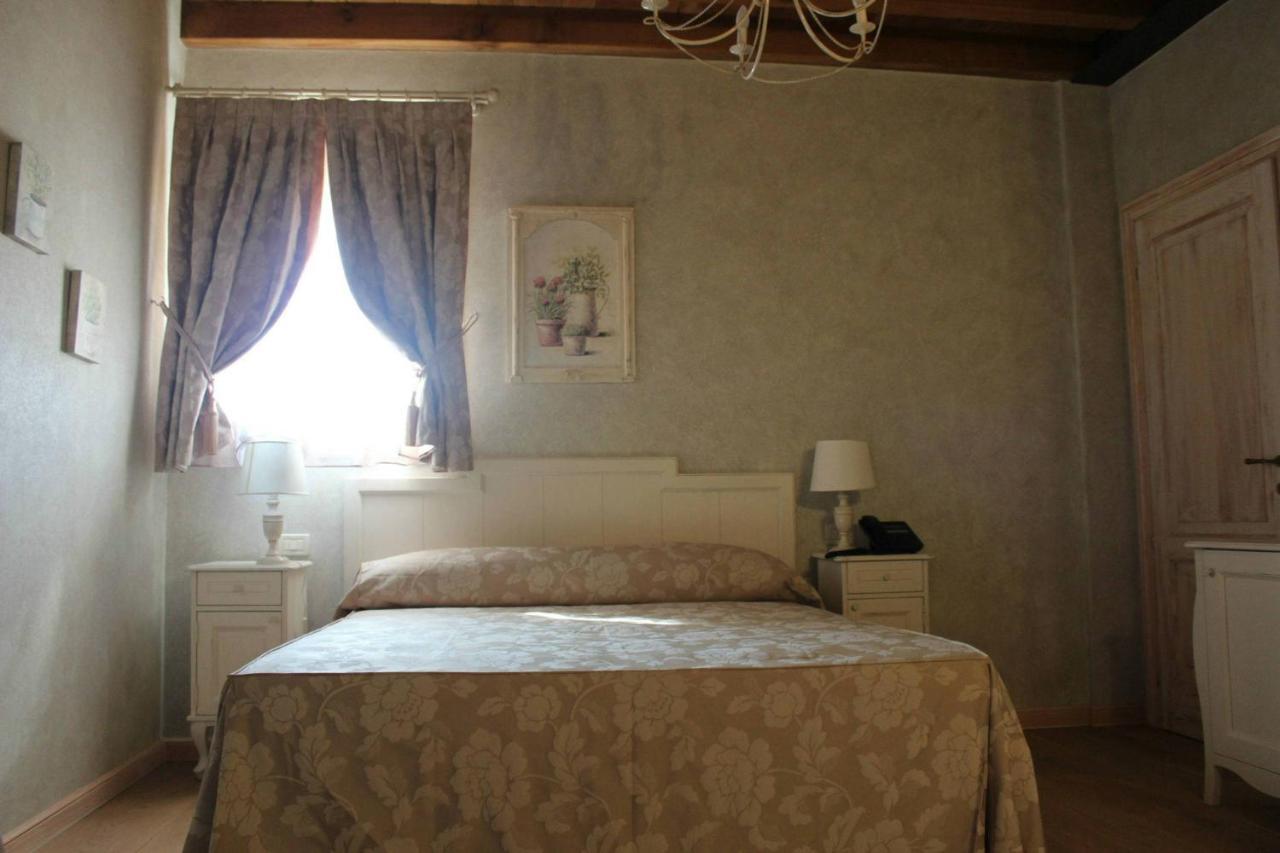 Relais Mondotella Pozzolengo Zewnętrze zdjęcie