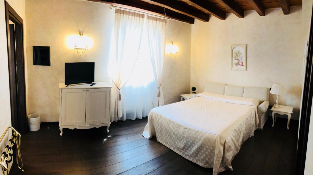 Relais Mondotella Pozzolengo Zewnętrze zdjęcie